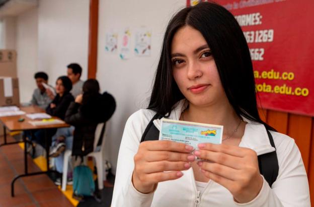  los jóvenes de Colombia participaron en la elección de sus representantes en los Consejos de Juventud.