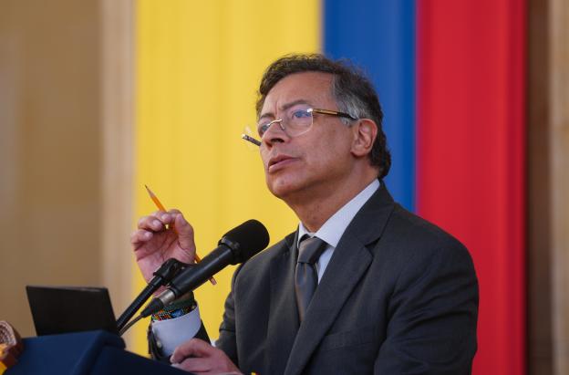 Presidente señala que en la Fiscalía del gobierno Duque hubo un “acuerdo” para encubrir corrupción en la SAE de Antioquia