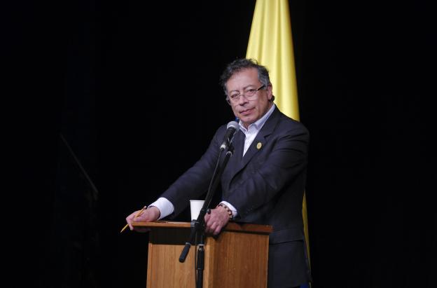 Presidente Petro propone a Cali como sede de cumbre CELAC-África