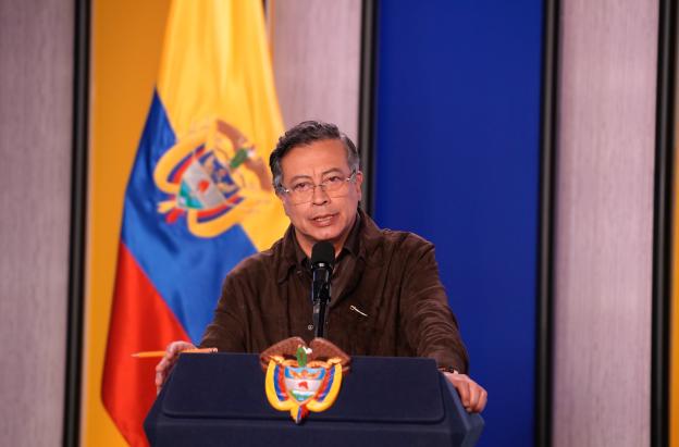 Presidente Petro denuncia 'ejecuciones extrajudiciales' de EE.UU. por bombardeos en el Pacífico y el Caribe