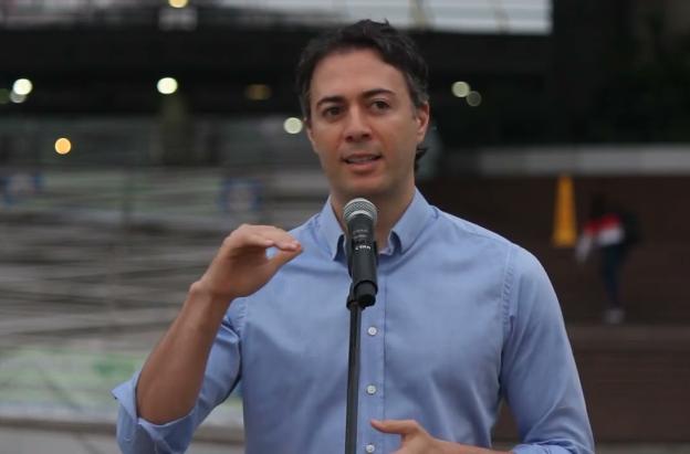 Daniel Quintero se retira de la consulta del Pacto Histórico