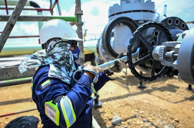 Trabajador Petrolero.