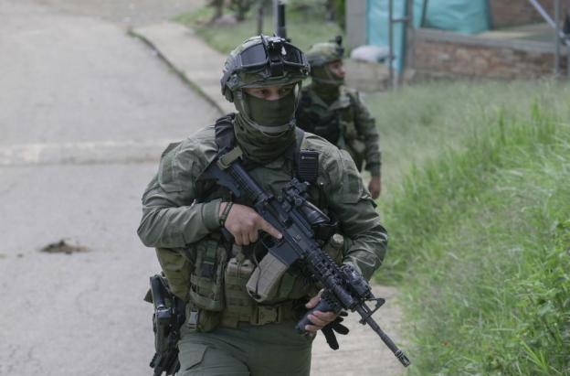 Policía.