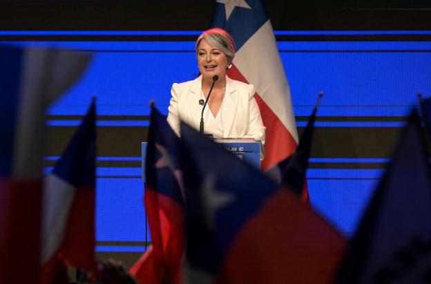 "No dejen que el miedo congele sus corazones", Jeannette Jara tras pasar a segunda vuelta en las presidenciales de Chile