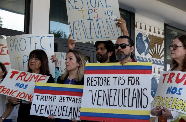 Corte Suprema de EE.UU. autoriza a Trump a retirar protección temporal a 350.000 venezolanos