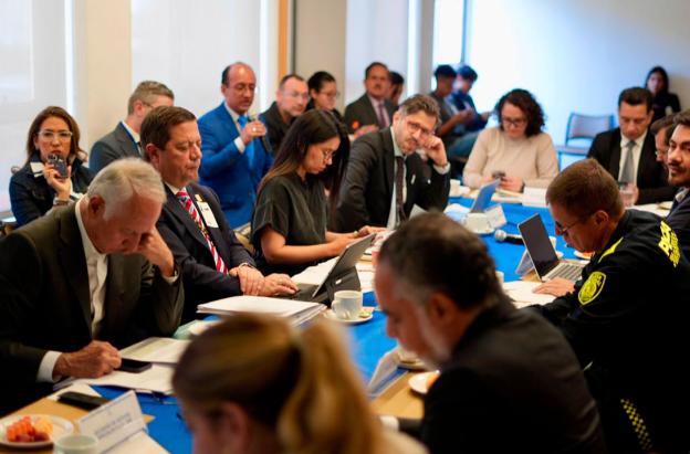 Colombia prohíbe precursores químicos del fentanilo para evitar convertirse en productor