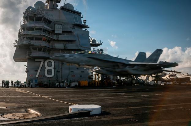 Avión E/A-18G Growler.