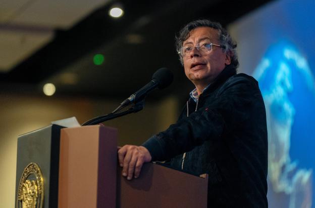 'Trump está muy desinformado sobre Colombia. Desecha el país que más sabe de tráfico de Cocaína': presidente Petro 