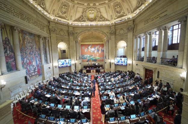 Cámara de Representantes aprueba ley para castigar redes que reclutan y usan mercenarios en conflictos extranjeros 