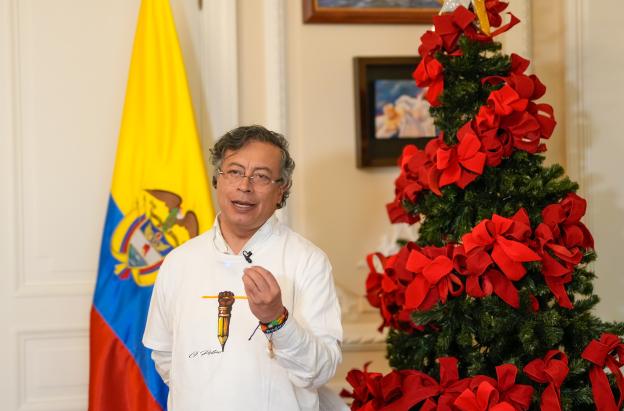 El primer mandatario criticó a congresistas señalados por presunto acaparamiento de tierras baldías, en medio del debate sobre la jurisdicción agraria, según medio nacional. 