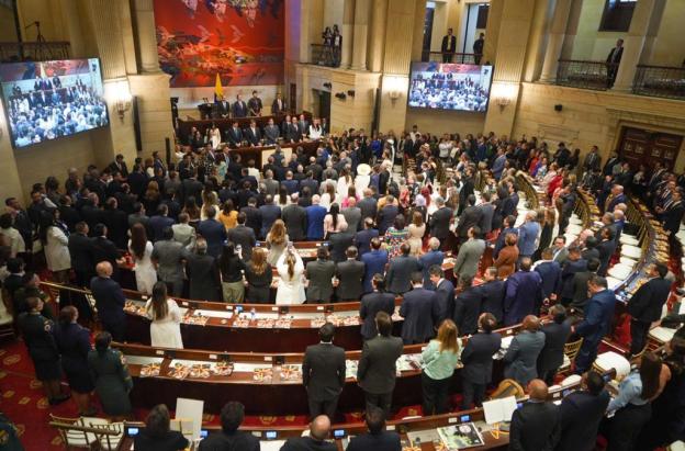  Congreso tumba Ley de Financiamiento y deja hueco fiscal de $16 billones