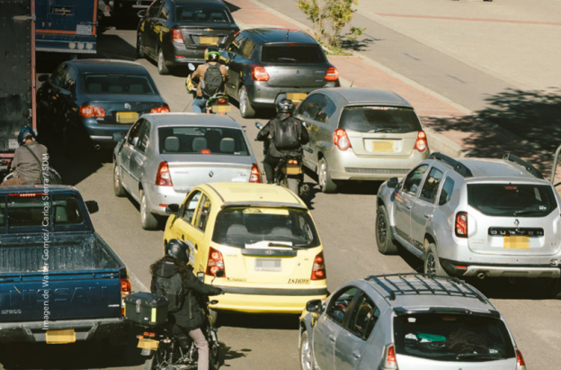El alcalde, Carlos Fernando galán informó que el pico y placa se mantiene, exceptuando el viernes 26 de diciembre de 2025 y 2 de enero de 2026, donde no habrá restricciones. 