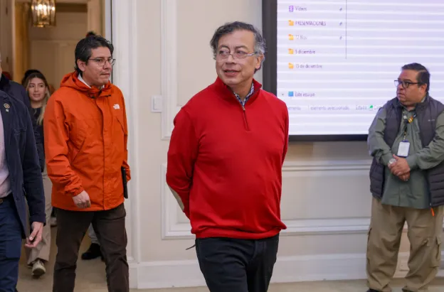 Habrá una crisis grave si Corte tumba emergencia economica: Petro.