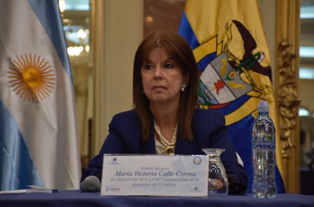 El legado jurídico de María Victoria Calle es recordado por su voto en contra del referendo que buscaba una nueva reelección presidencial del expresidente Álvaro Uribe Vélez.