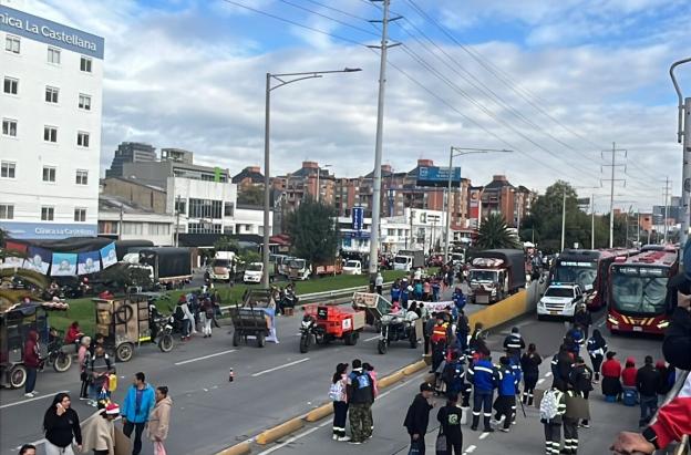 Recicladores salen a protestar contra decreto de la alcaldía que afectaría su labor en Bogotá 