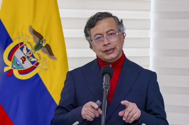 Presidente Petro defendio emergencia economica en alocucion presidencial.