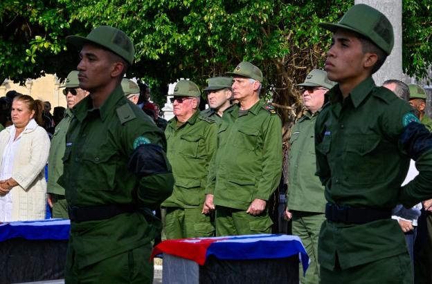 Cuba revisa planes de “Estado de Guerra” ante amenazas de Trump.