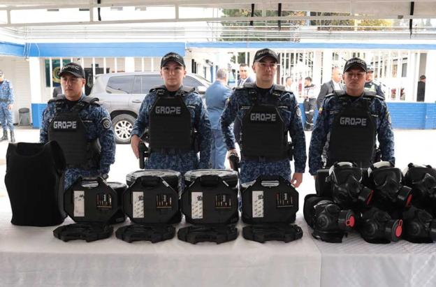 Dotación al INPEC. / Foto: MinJusticia.