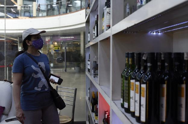 Invima anuncia nuevo marco sanitario para bebidas alcohólicas.