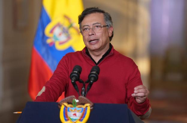 Aprobación del presidente Petro sube a 49,1 % en febrero de 2026, según la reciente encuesta Invamer