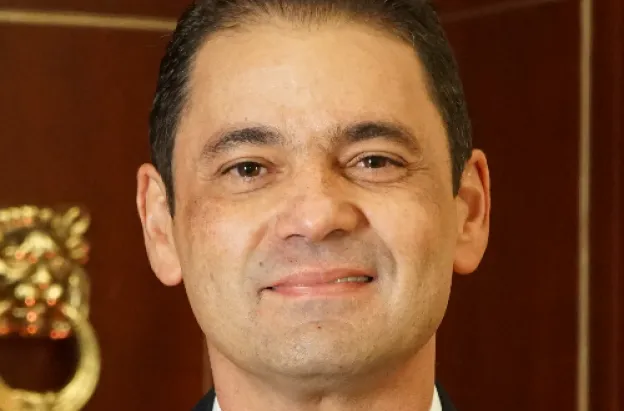Ape Cuello estaría cambiando votos presuntamente por agua en Aguachica, Cesar, según denuncias en redes sociales