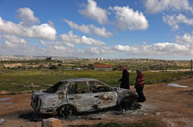 Cisjordania: colonos israelíes provocan incendios en territorio ocupado.