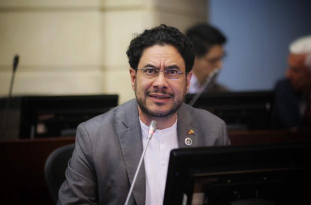 Definición sobre participación de Iván Cepeda en consulta interpartidista queda en manos de conjueces