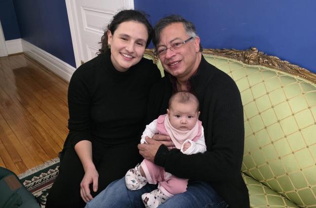 Desde Washington, el presidente Petro invita a defender la democracia.