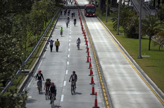 Día sin carro y sin moto. / Foto: AFP.