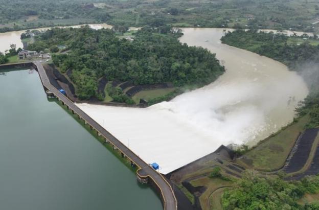 Gobierno logró que Represa de Urrá se comprometiera a reparar comunidades afectadas por inundaciones en Córdoba
