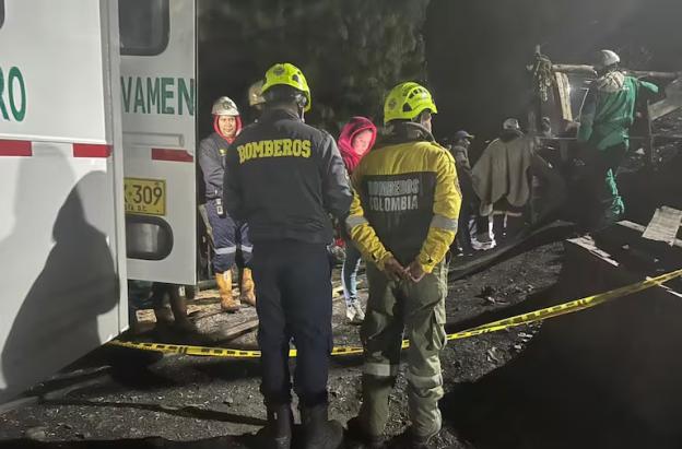 Seis mineros quedan atrapados tras explosión en mina de Guachetá. Foto: Bomberos Cundinamarca