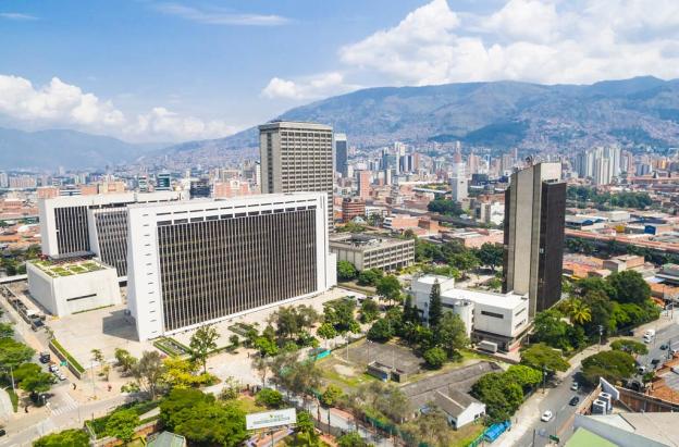 pico y placa en Medellín y el Valle de Aburrá del 9 al 13 de febrero