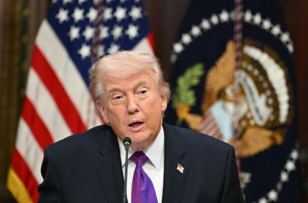 Departamento de Justicia publica documentos sobre Epstein con acusaciones de agresión sexual contra Trump