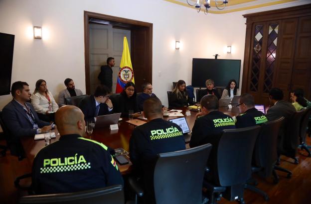 Gobierno refuerza seguridad a candidatos presidenciales tras su inscripción oficial
