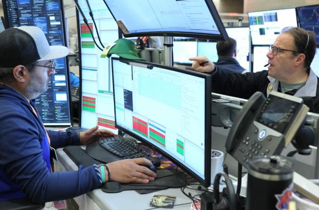 Mercados pierden fe en Trump: bolsas cierran otra semana en rojo.