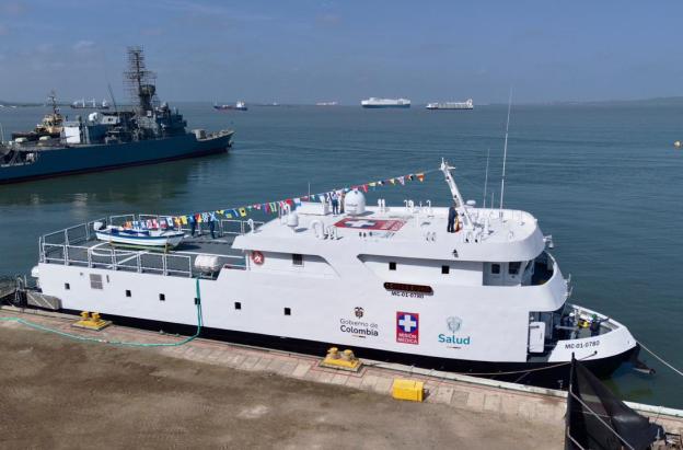 Zarpó el Buque Hospital Benkos Biohó hacia el Pacífico.