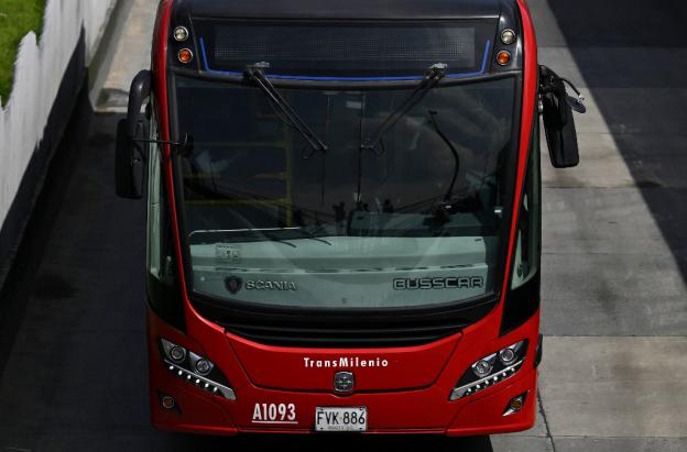 Asesinan a estudiante de 19 años en estación de TransMilenio