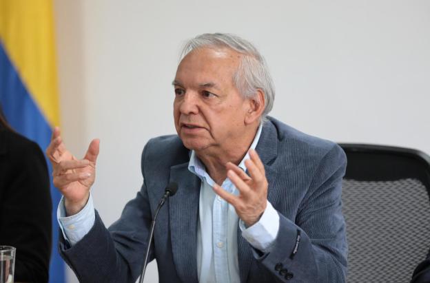 Tribunal de Bogotá ratifica libertad para ex MinHacienda, Ricardo Bonilla