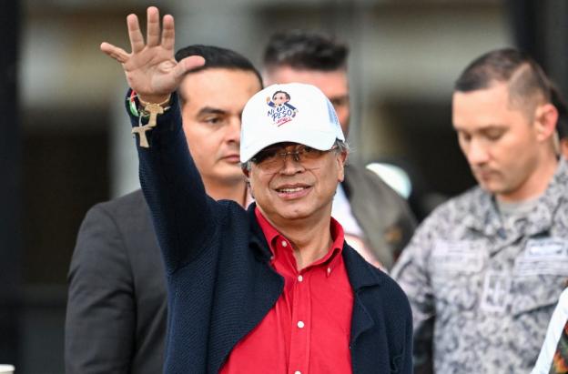 El País revela audio que alertó a Petro de complot narco en su contra.