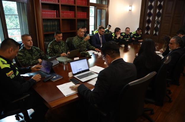 Gobierno refuerza seguridad para candidatos presidenciales