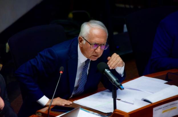 Ministro de Salud denuncia fallas estructurales en modelo. / Foto: X MinSalud.