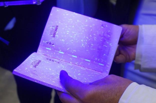 Pasaportes en la Imprenta Nacional. / Foto: X de Imprenta Nacional.