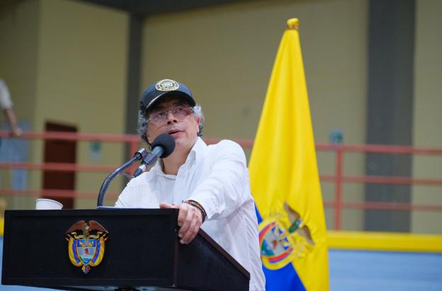 Impuesto predial: Petro responde a Dilian Toro en Valle
