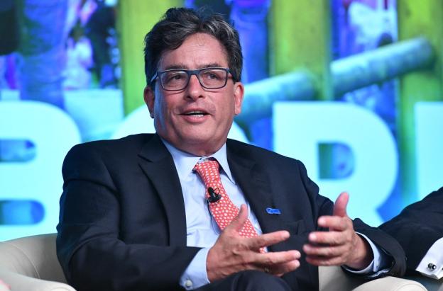 Reaparece Carrasquilla pidiendo un "sustico fiscal" para Colombia