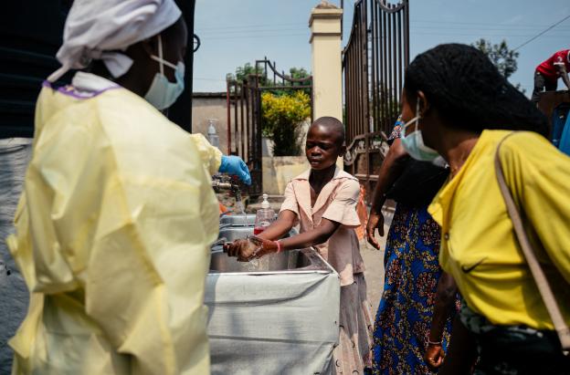 Ébola en África central: OMS declara emergencia sanitaria