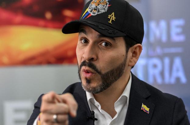 Propuestas de De la Espriella ponen en riesgo la democracia