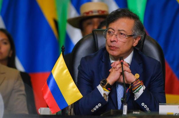 Petro ordena una ofensiva militar total contra las disidencias de ‘Iván Mordisco’ tras operativo en el Cauca