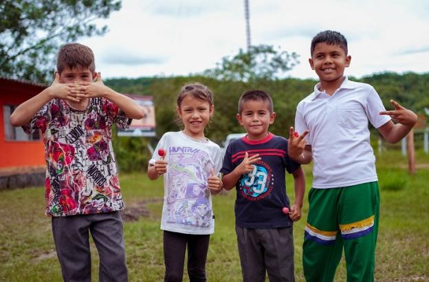 Educación escolar Gobierno invierte $123 mil millones
