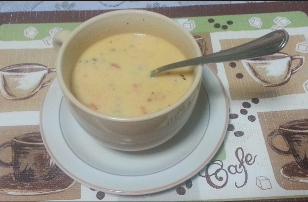 tasa con crema de pollo 