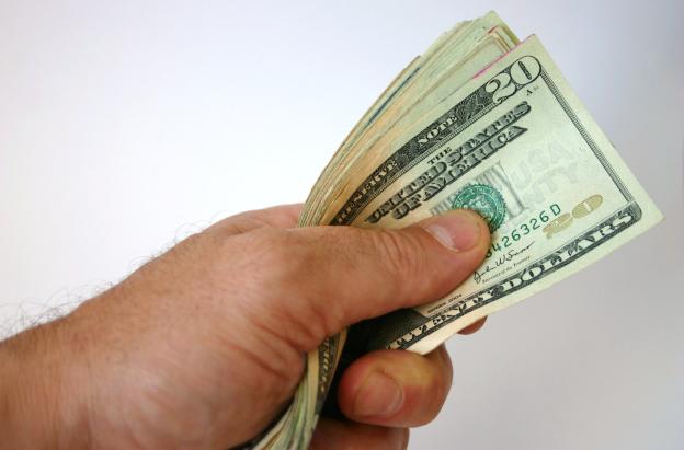 Dólar barato le contamos si le conviene invertir o esperar